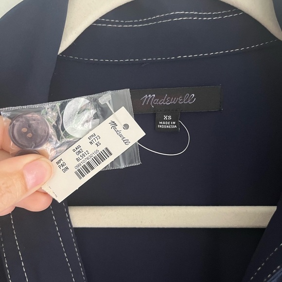 NWT! MADEWELL Navy Contrast-Stitch Popover Shirt Size XS - Picture 5 of 6